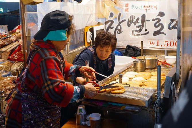 Seoul Street Food Market Tour - Korean drinks and the social side of dinner