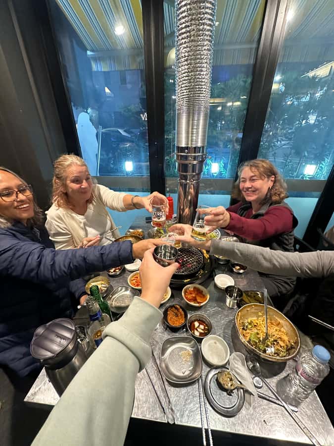 Seoul: Temple & Starfield COEX Mall Gourmet Tour in Gangnam - Korean Chimaek and Local Favorite Foods