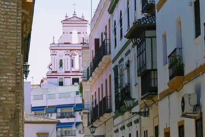 Sevilla Food Tour: Tapas, Wine, History & Traditions - Los Soportales and Seville’s old-school bar food