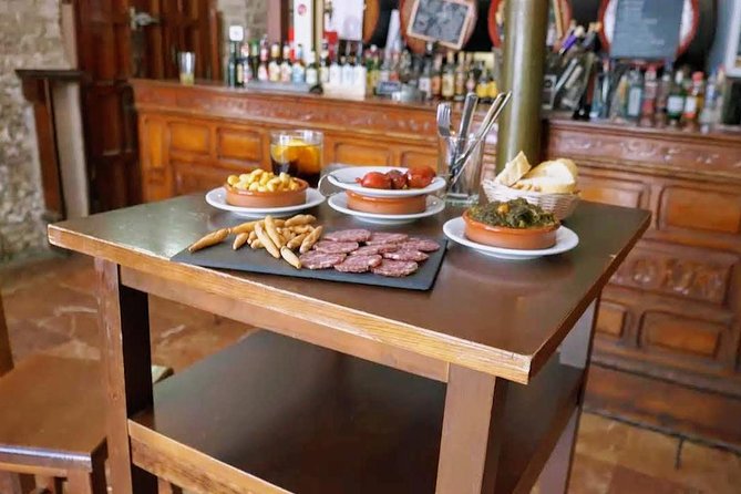 Sevilla Food Tour: Tapas, Wine, History & Traditions - What you will eat and drink