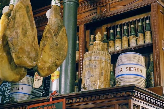 Sevilla Food Tour: Tapas, Wine, History & Traditions - Guides make the difference