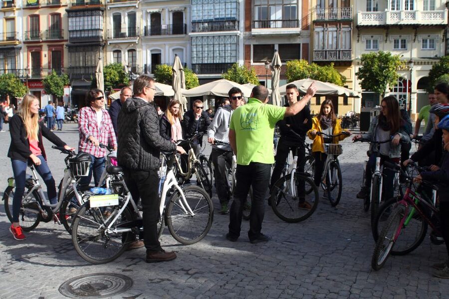 Seville: 3-Hour Tapas Tour by Bike - Starting at Calle Espronceda 5