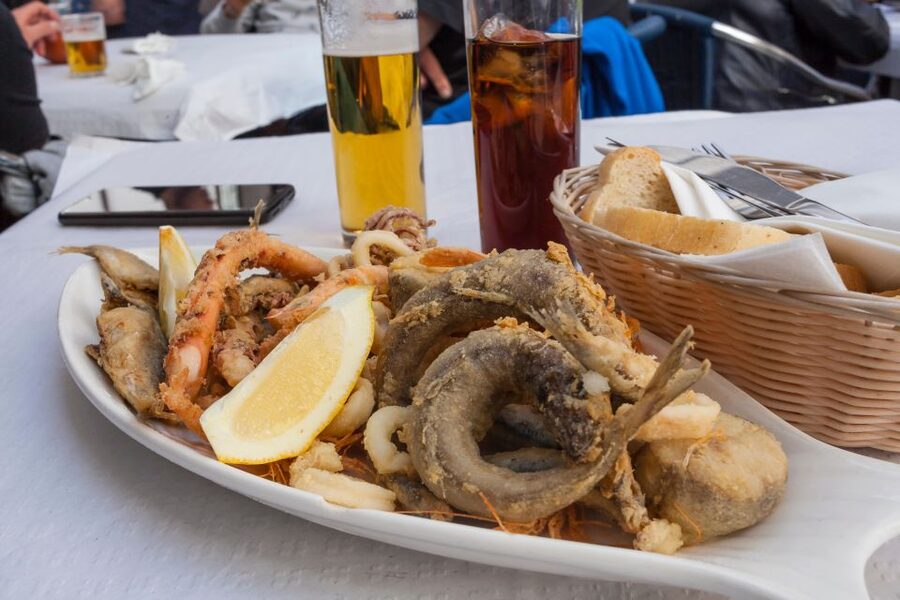 Seville Food Tour with Tapas & Drinks with a Local - Who should book this experience?