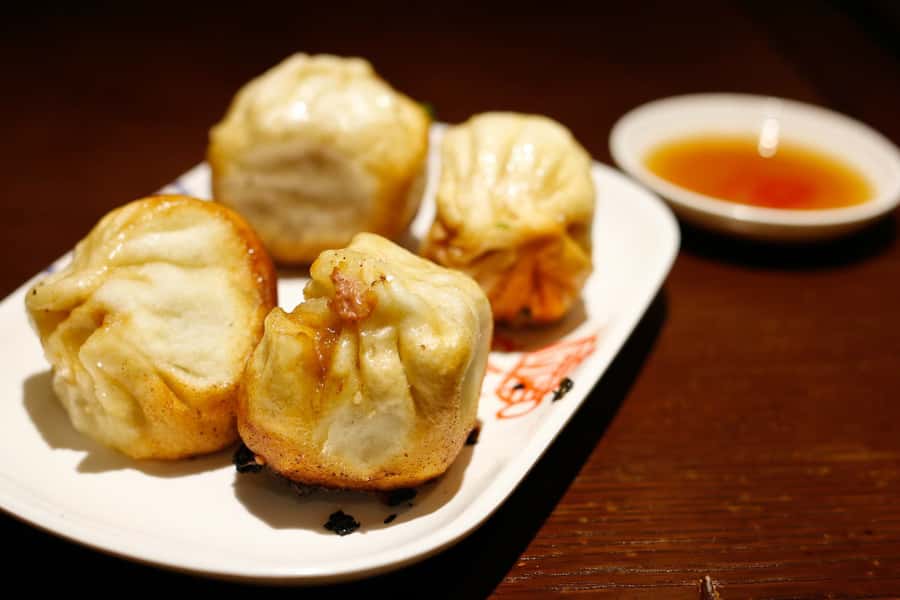 Shanghai: 3-Hour Local Food Tasting Tour - Meeting near Xintiandi and the first soup dumplings