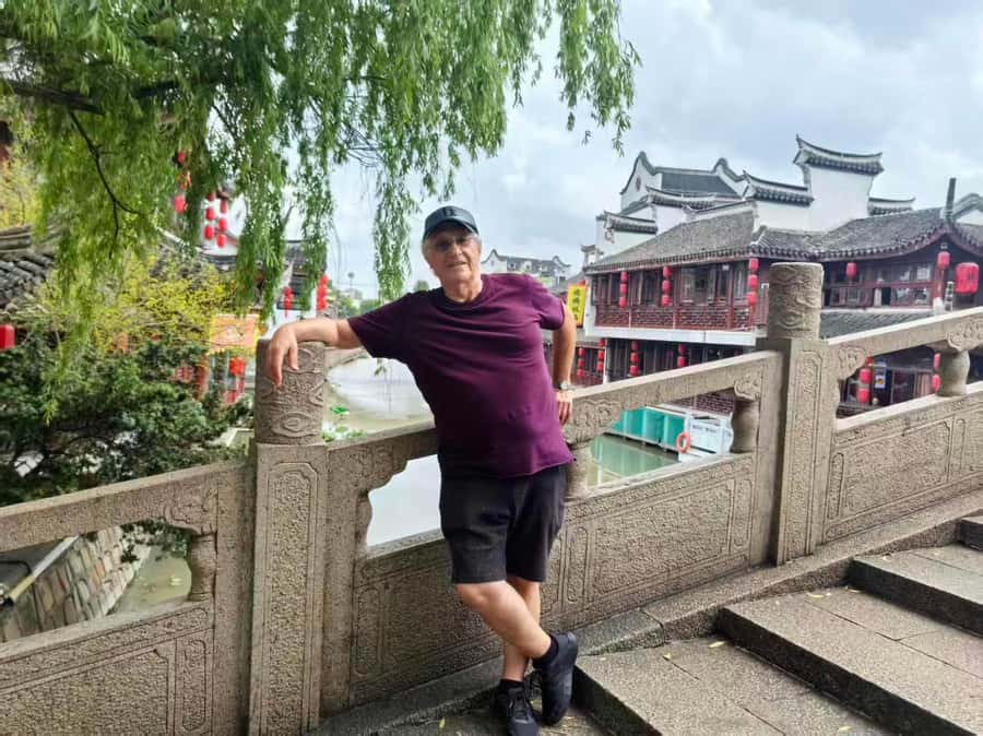 Shanghai Must-See and Foodie Test Bike Tour( Day & Night) - Why a bicycle makes sense in Shanghai