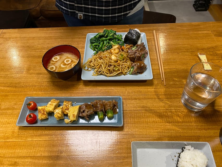 Shinjuku Tokyo: Authentic Japanese Home-Style Culinary Class - Choosing between four Japanese menus