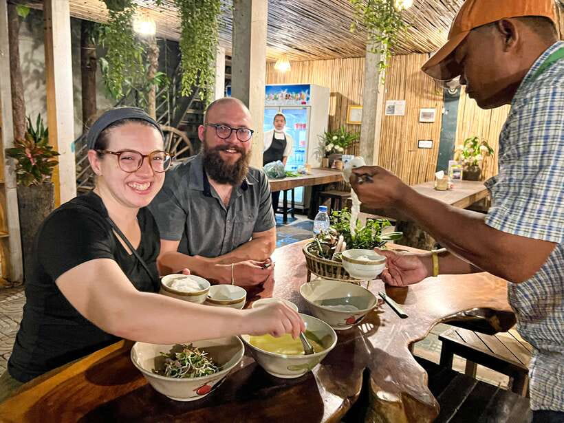Siem Reap: Street Food Experience by Tuk-Tuk - Starting with Lort Cha and Cambodian noodles