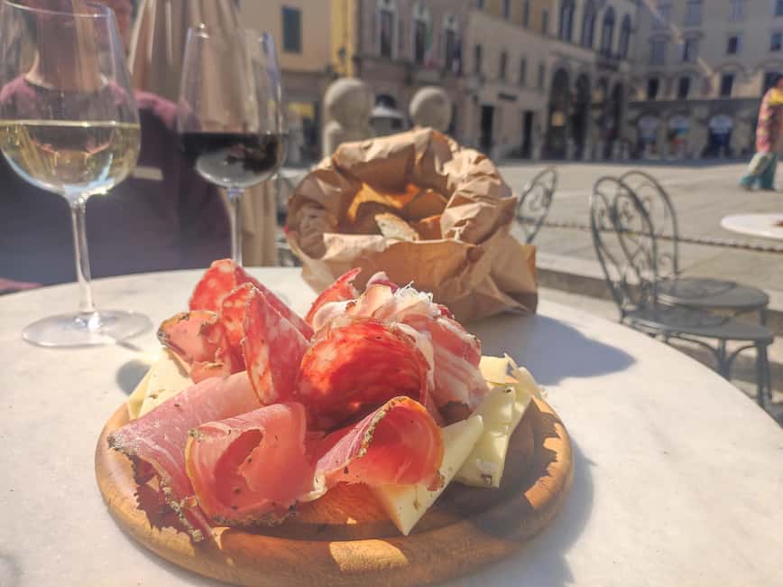 Siena: Guided Walking Food Tour with Full Meal - Walking past Siena Cathedral