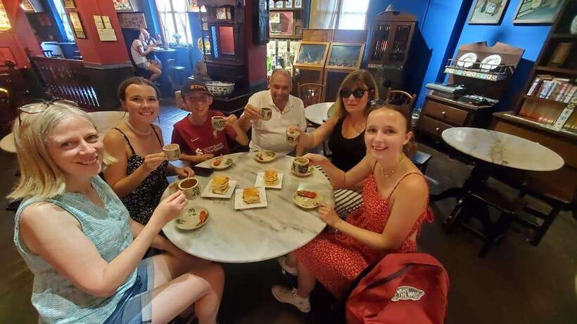 Singapore: Chinatown Hawker Guided 8-Dish Tasting Tour - Why Chinatown is the right place to start