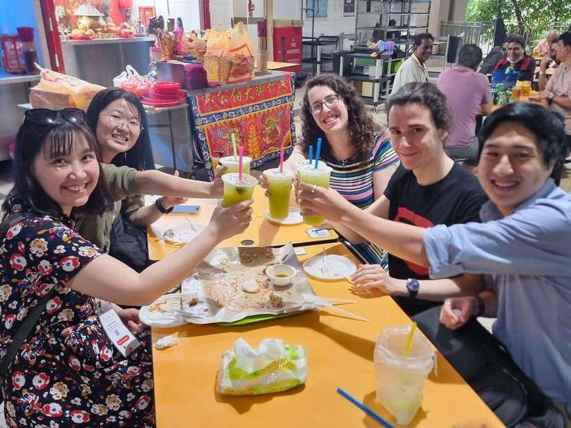 Singapore: Chinatown Hawker Guided 8-Dish Tasting Tour - Is $86 good value?