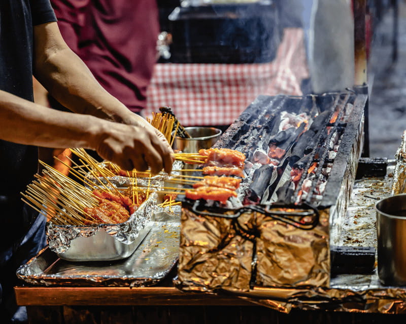 Singapore: Hawker Culture Food Tour and Sightseeing - Why the hawker centre adds real value