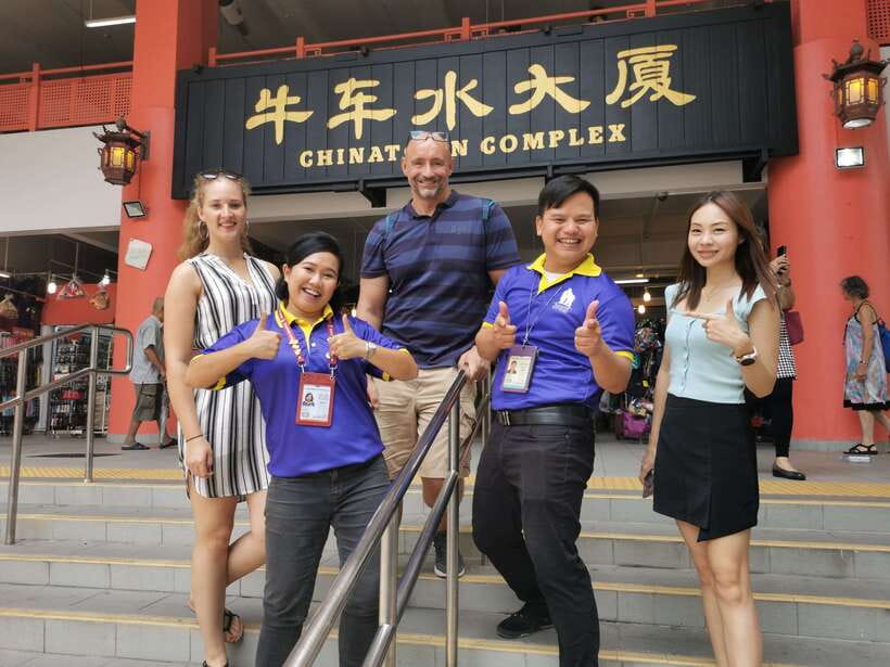 Singapore: Local Hawker Food Tour with Tastings - Who will enjoy this food walk most