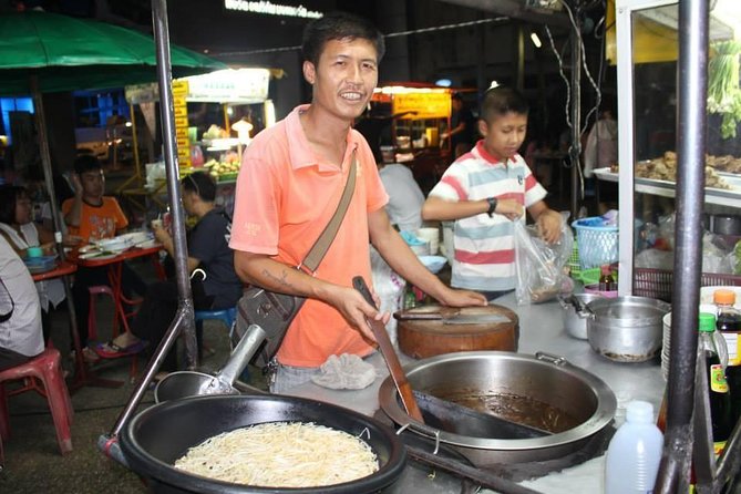 Small-Group Chiang Mai Evening Street Food Tour - Walking two markets with a guide who can order