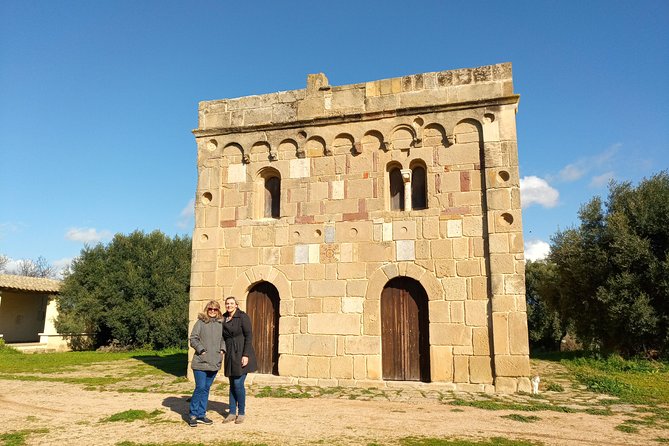 Small-Group Food and Wine Tour from Cagliari - What makes this Cagliari wine tour worth considering