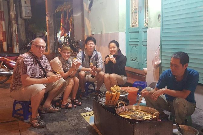 Small Group Hanoi Street Food Tour with a Real Foodie - Hanoi street food starts in the Old Quarter