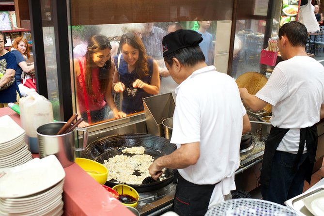 Small Group: Michelin and Local Hawker Food Tour with 9 tastings - Starting at 9:30 am on New Bridge Road