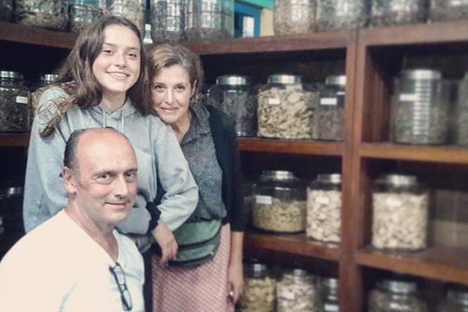 Small-Group Walking and Food Tour by Night in Yogyakarta - A traditional herbal drink at Lugu Murni