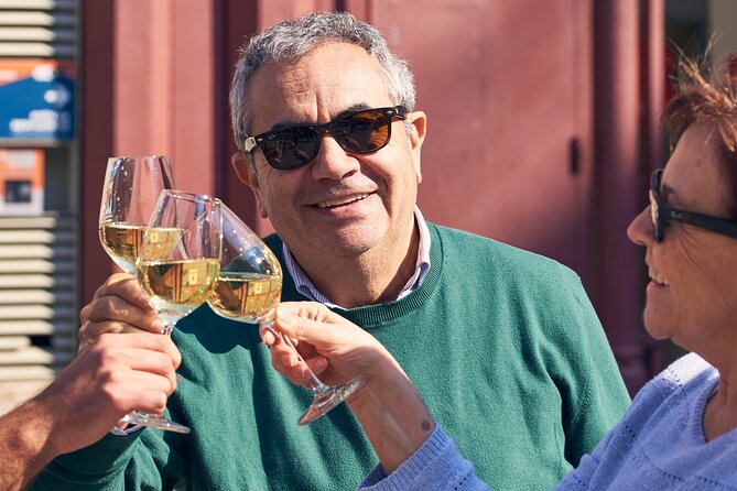 Sommelier-Led Food & Wine Experience in Barcelona - How the small group changes the experience