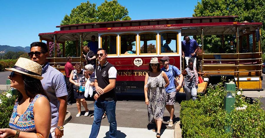 Sonoma Valley: Wine Trolley Tasting Tour with Lunch - Starting at Sonoma Plaza beside City Hall