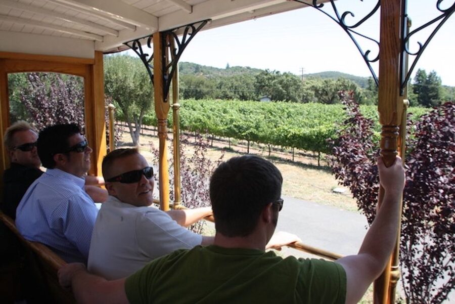 Sonoma Valley: Wine Trolley Tasting Tour with Lunch - Three Sonoma wineries, with variety built into the day