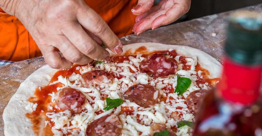 Sorrento: Pizza Making Class - From central Sorrento to the hillside cooking school