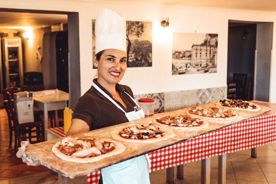 Sorrento: Pizza Making Class at Tirabusciò Cooking School - Olive oil, mozzarella, and the first taste of Campania