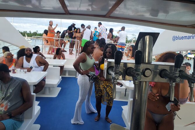 Sosua Party Boat - Snorkeling + Snack +BBQ Food and Drinks - The natural pool where two seas meet