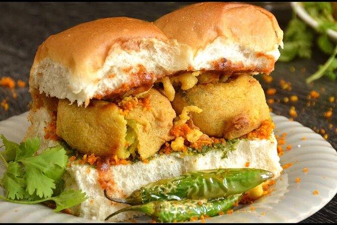 Sowcarpet Street Food Walking Tour in Chennai with guide - Shree Vada Pav brings a taste of Maharashtra