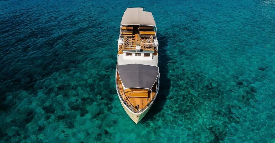 Split: Blue Lagoon and 3 Island Cruise with Food and Drinks - Starting from Split’s Riva promenade