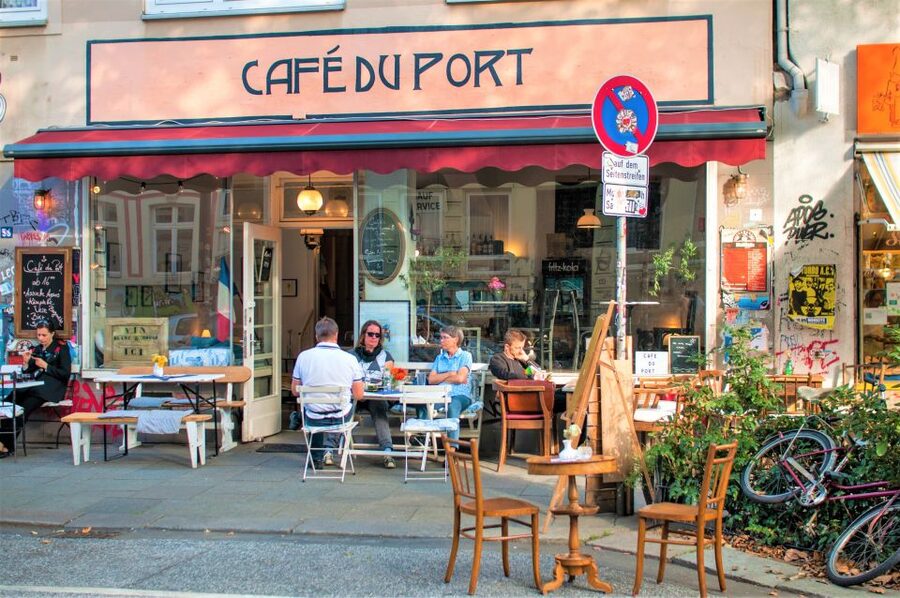 St. Pauli: Guided Food Tour with 5 Tastings - How the three-hour route works