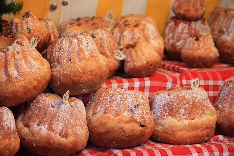 Strasbourg: 2-Hour Gourmet Walking Tour - What the market-day setting adds