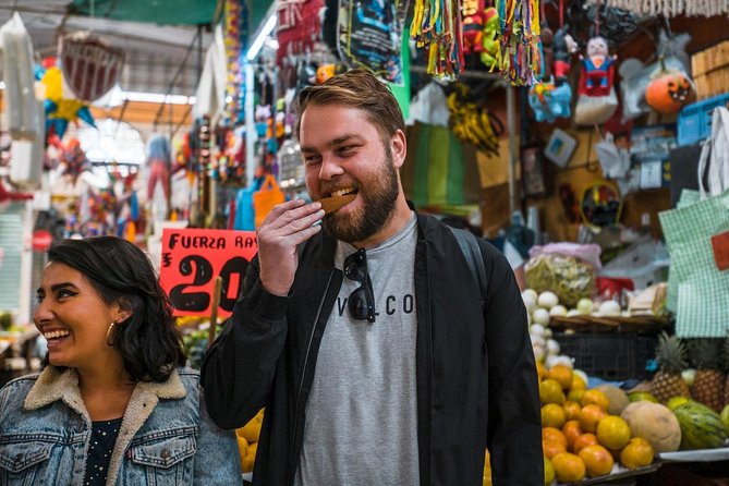 Street Food Bike Tour / Mexico is not only Tacos / All Inclusive - Starting with pastry, coffee, and local rhythm