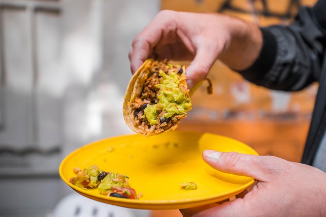 Street Food Bike Tour / Mexico is not only Tacos / All Inclusive - Roma Sur and the tamale stop