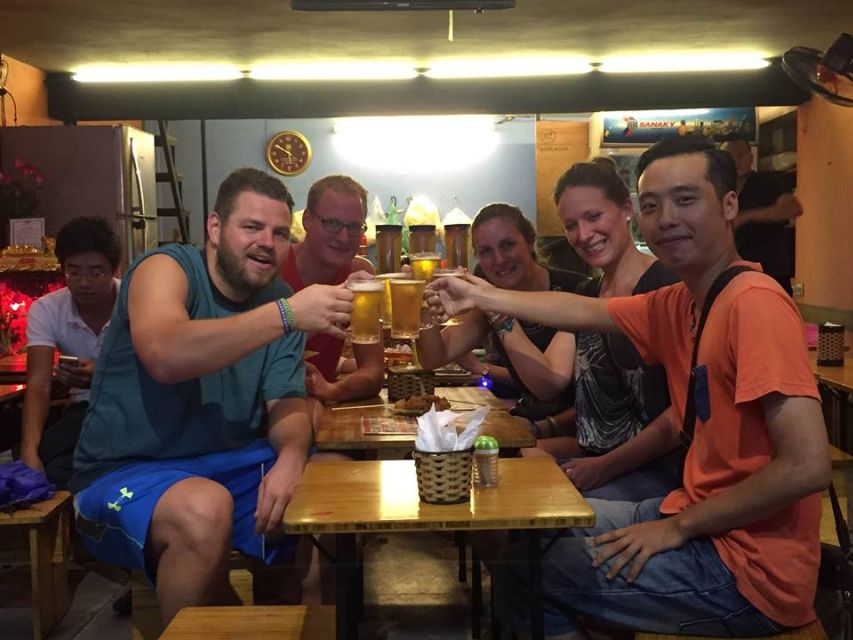 Street Food Tour Hanoi and Train Street Experience - Market shopping with Hanoi residents