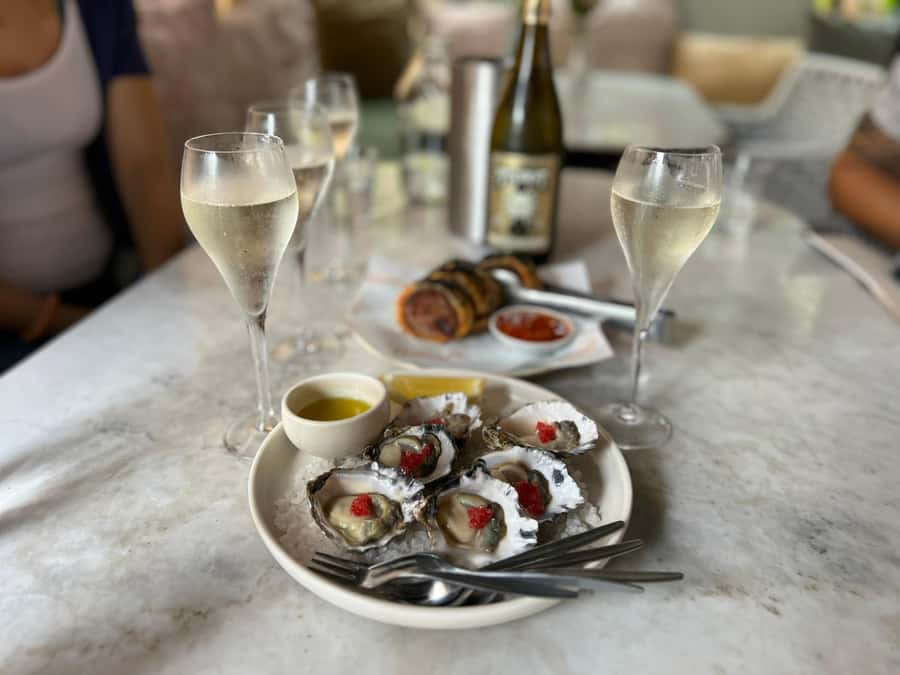 Sydney: Food Tour in Surry Hills with 8 Local Food Tastings - Starting near Oxford Street and Hyde Park