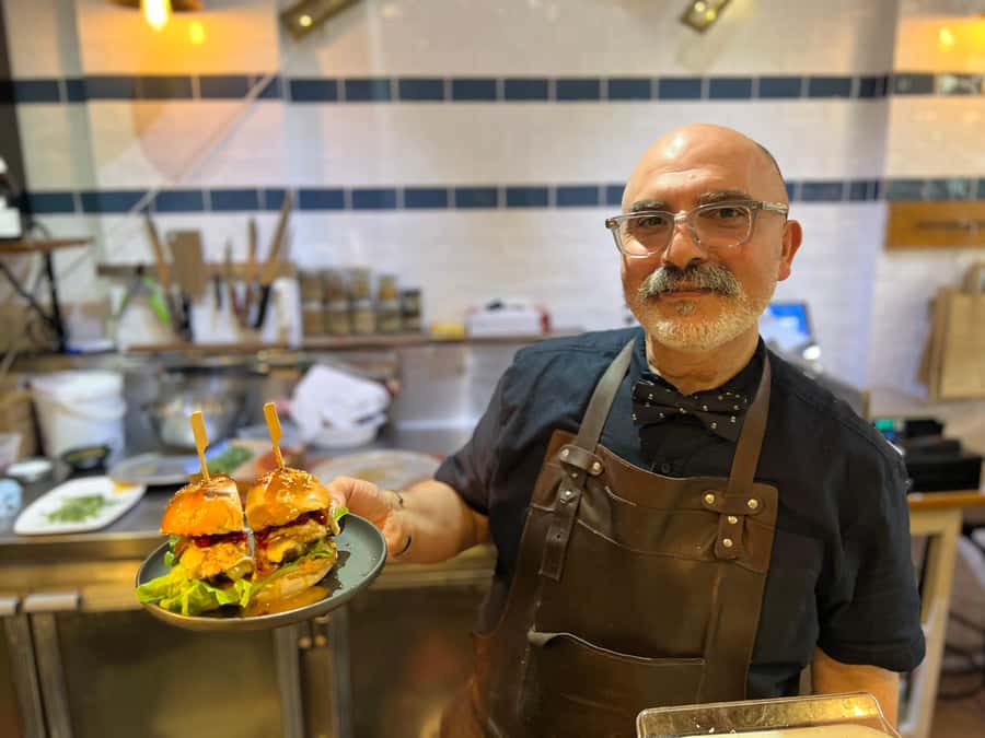 Sydney: Food Tour in Surry Hills with 8 Local Food Tastings - Is $113 a fair price?