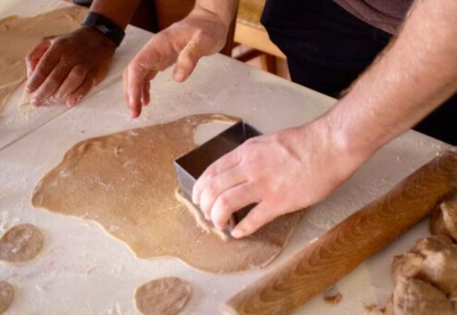 Syracuse: Sicilian Street Food Hands-On Cooking Class - Cannoli for dessert, with room for creativity
