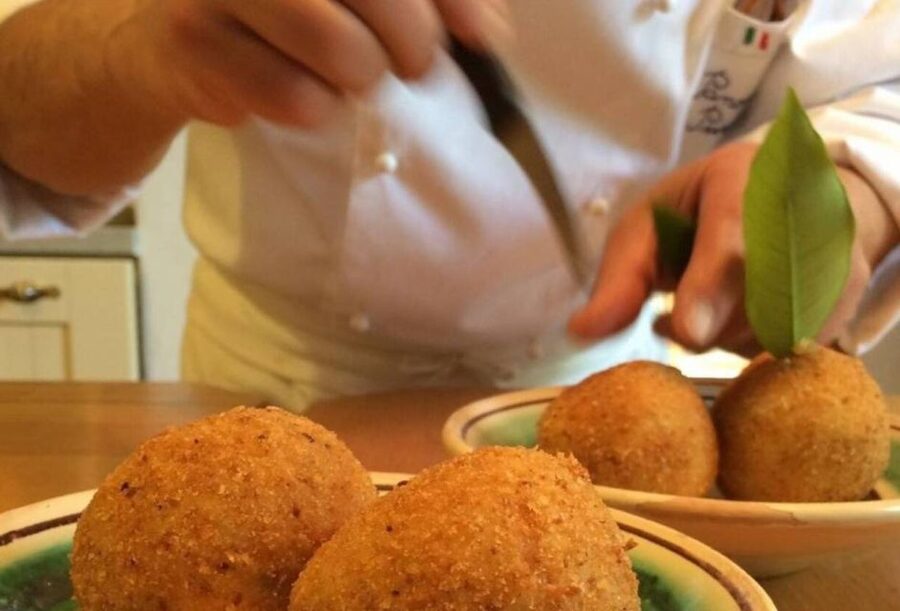 Syracuse: Sicilian Street Food Hands-On Cooking Class - What you eat and drink