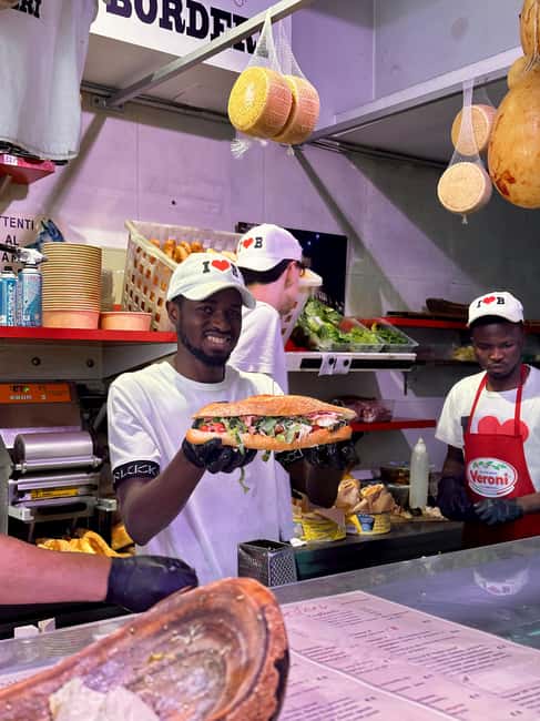 Syracuse: Street Food Walking Tour in Ortigia with Tastings - Syracuse Cathedral and the sweet course