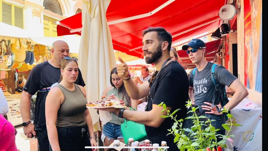 Syracuse: The Street Food Tour in Ortigia with a Local Guide - The Ortigia market, where the tour really opens up