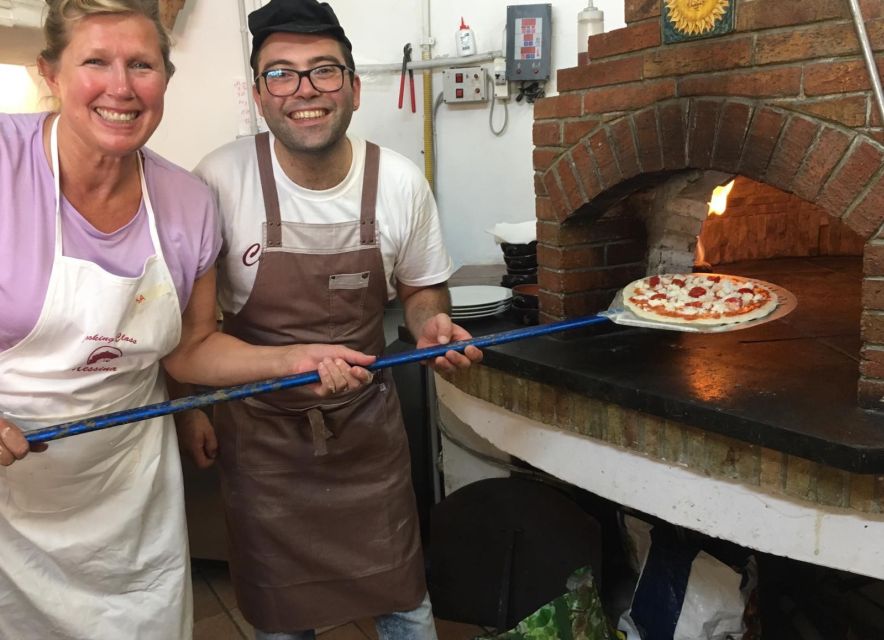 Taormina: Half-Day Pizza Making Class - The group size and pace you should expect