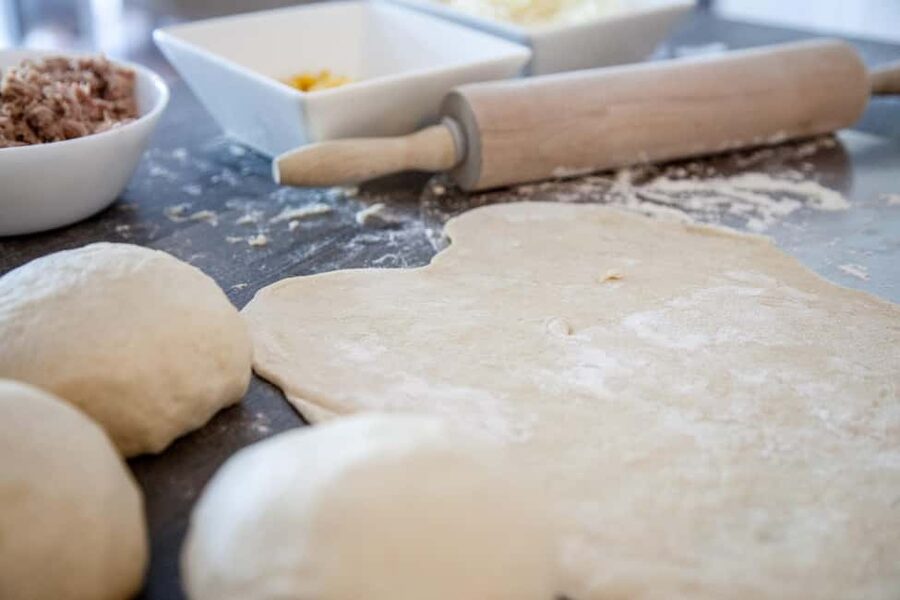 Taormina: Pizza Making Class with Lunch and Wine Tasting - What This Taormina Cooking Class Is Really Like
