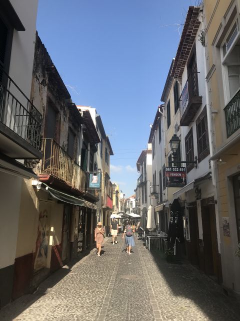 Taste Funchal: food, wine and cultural tour - Walking through old Funchal