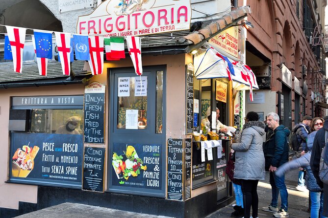 Taste Genoa: A Full Meal Walking Food Tour by Do Eat Better - Choosing between traditional, street food, and gourmet