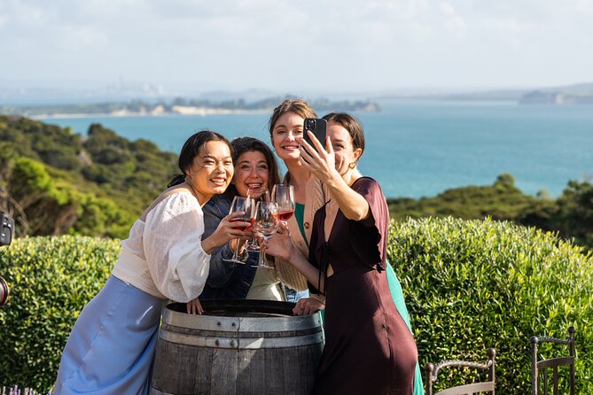 Taste of Waiheke Food and Wine Tour - Why Waiheke works so well for a food and wine day