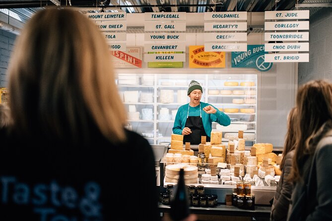 Taste & Tour: The original Belfast Food Tour™️ with drinks - What the small group adds