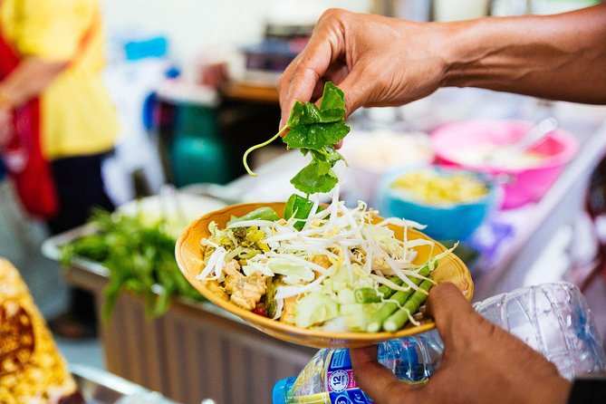 The 10 Tastings of Bangkok: Private Street Food Tour - Ending With Organic Coffee and Local Advice