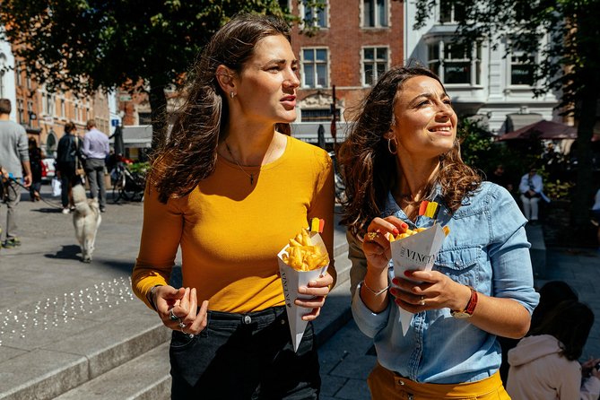 The 10 Tastings of Bruges With Locals: Private Food Tour - Starting at Markt 18 and Meeting Bruges at Burg Square
