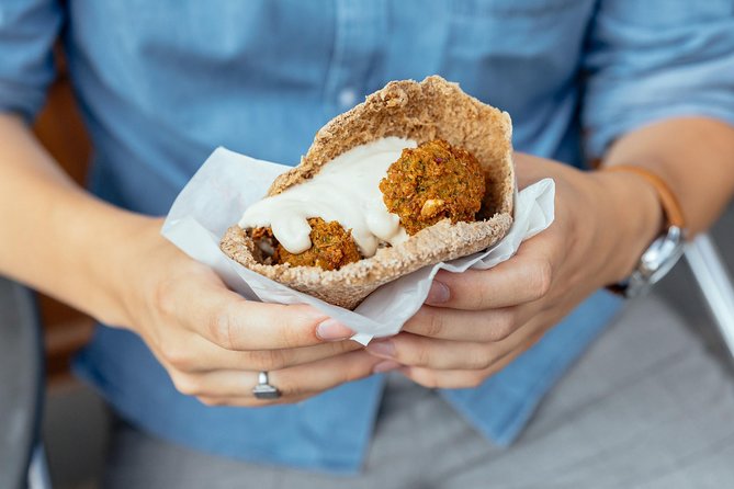 The 10 Tastings of Brussels With Locals: PRIVATE Food Tour (B-Corp certified) - The private guide makes or breaks the experience