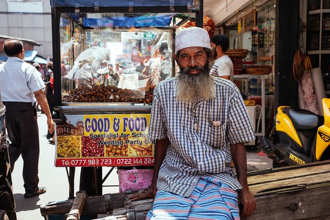 The 10 Tastings of Colombo With Locals: Private Street Food Tour - Pickled fruit and cassava chips by Jami Ul-Alfar Mosque